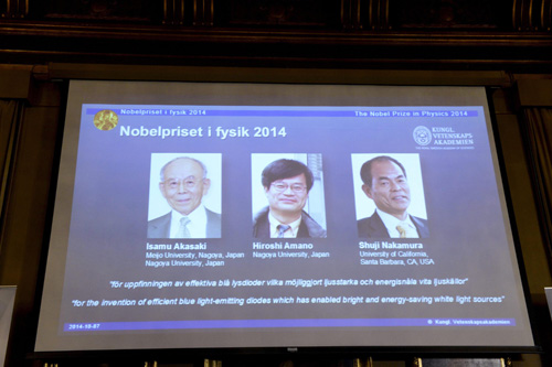Phát[-]minh[-]đèn[-]LED[-]giành[-]giải[-]Nobel[-]Vật[-]lý